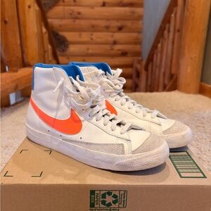 Nike Blazer Mid ‘77 Sail Total Orange (Women’s)